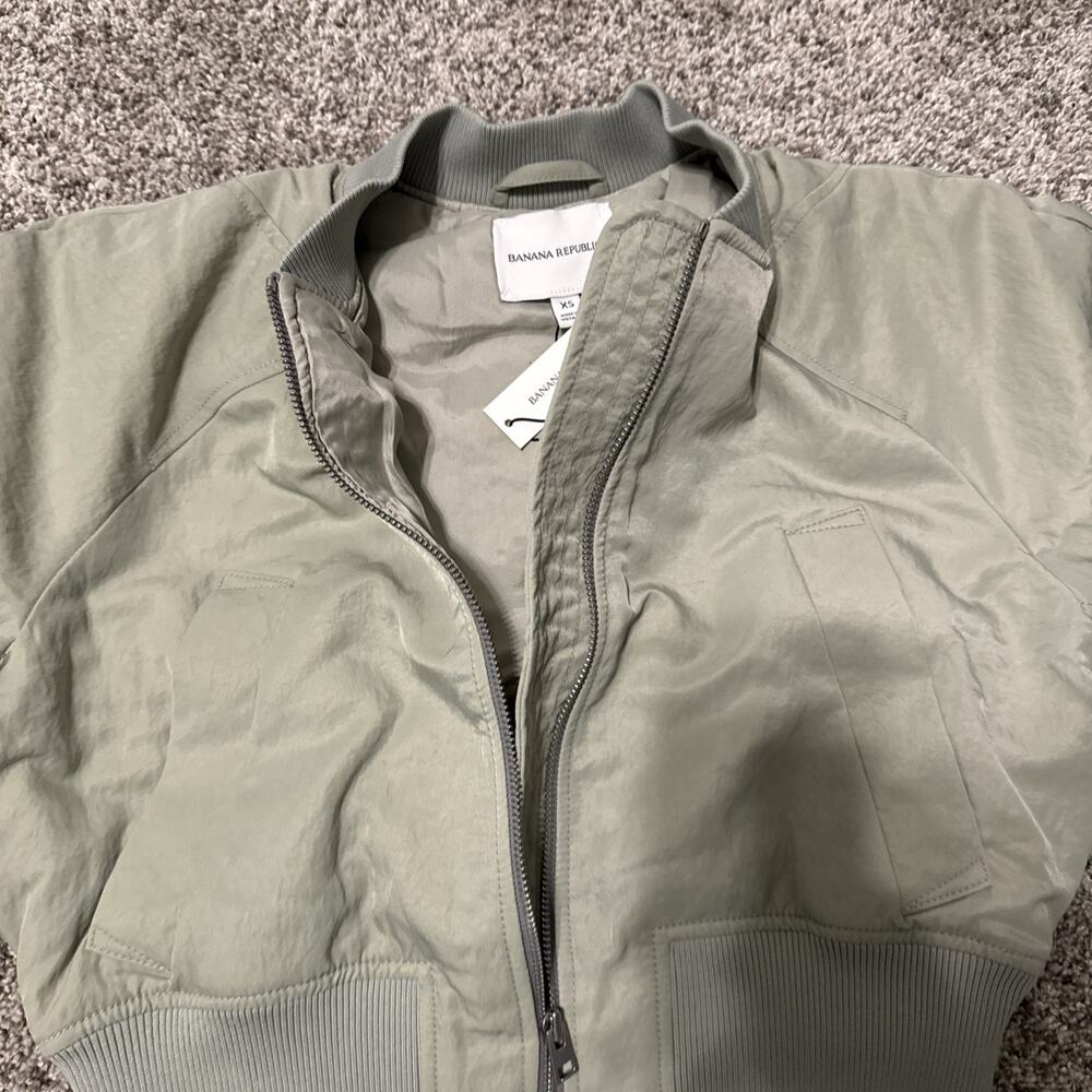 Banana Republic Water Resistant Cropped Bomber Jacket Sz XS - Green - Picture 6 of 8